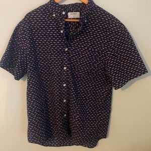 Old navy fish design button up
